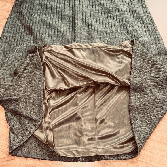 Zara Women’s Olive Green Ribbed Halter Tank Sleeveless Tp op Size M - Picture 3 of 4